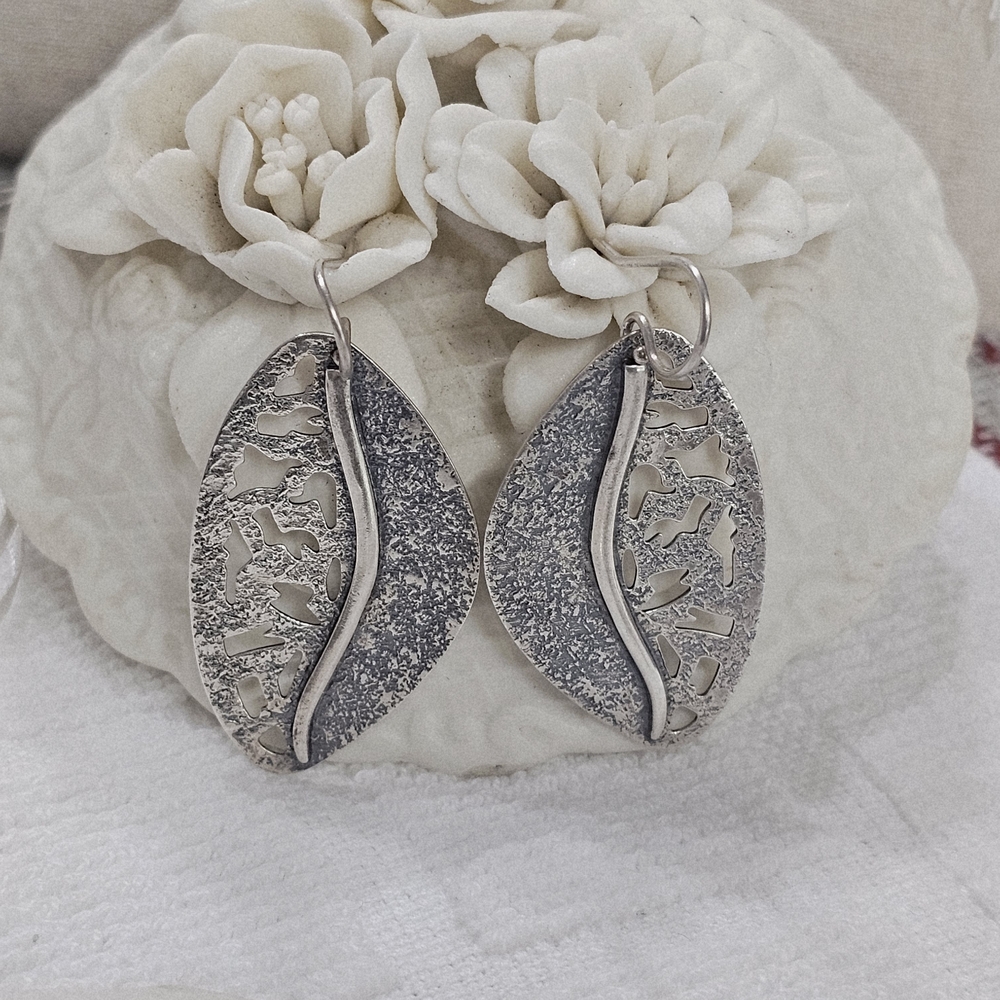 Silpada Silver Leaf Drop Earrings 925 Silver - Picture 2 of 13
